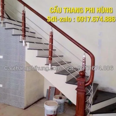 Cầu thang inox đẹp tại Hà Nội, Lan can cầu thang inox gỗ