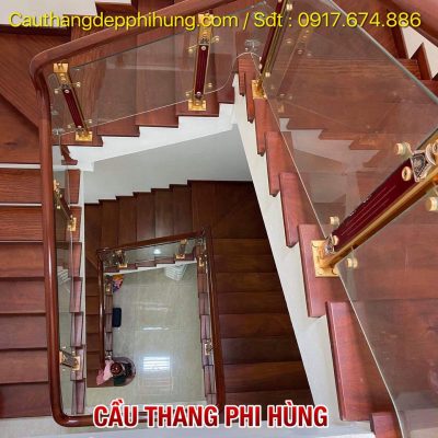 Cầu Thang Lan Can Kính Đẹp Tại Hà Nội . Cầu Thang Kính Tay Vịn Gỗ