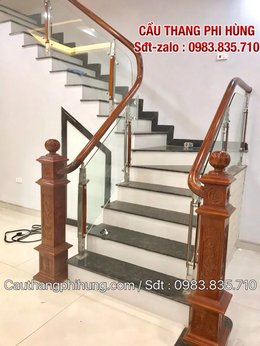 MẪU CẦU THANG KÍNH TẠI THÁI BÌNH