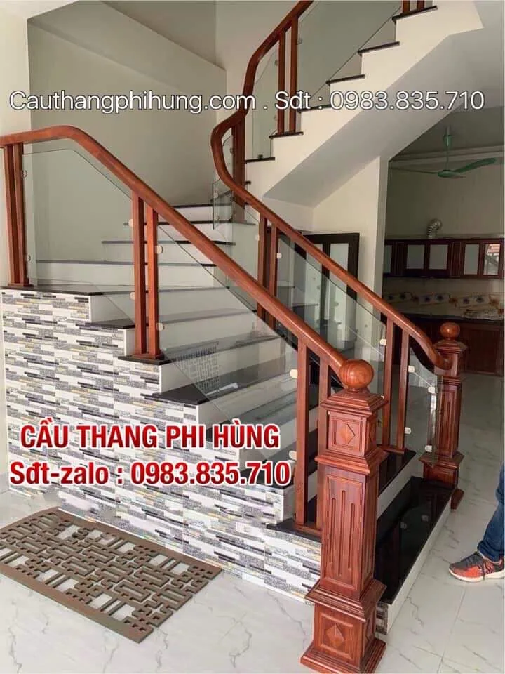 LAN CAN CẦU THANG KÍNH TẠI THÁI BÌNH