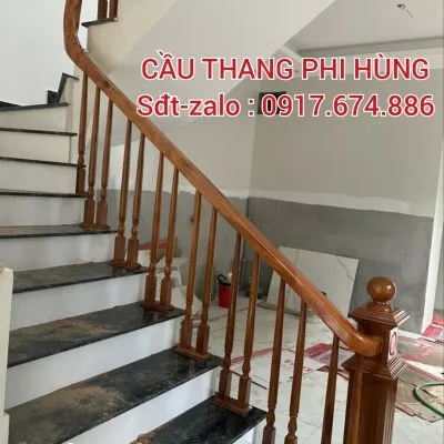 Cầu Thang Gỗ Đẹp Hiện Đại . Cầu Thang Gỗ Lim Nam Phi Tại Hà Nội