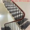 Cầu Thang Lan Can Sắt Nghệ Thuật. Mẫu Cầu Thang Sắt Tay Vịn Gỗ Đẹp