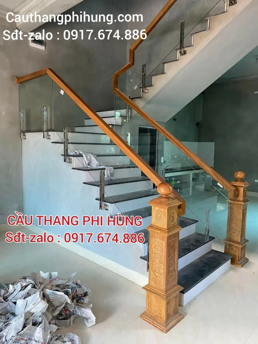 CẦU THANG KÍNH ĐẸP TẠI HẠ LONG, QUẢNG NINH