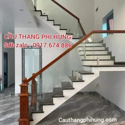 Cầu Thang Lan Can Kính Cường Lực . Mẫu Cầu Thang Kính Đẹp Tại Hà Nội