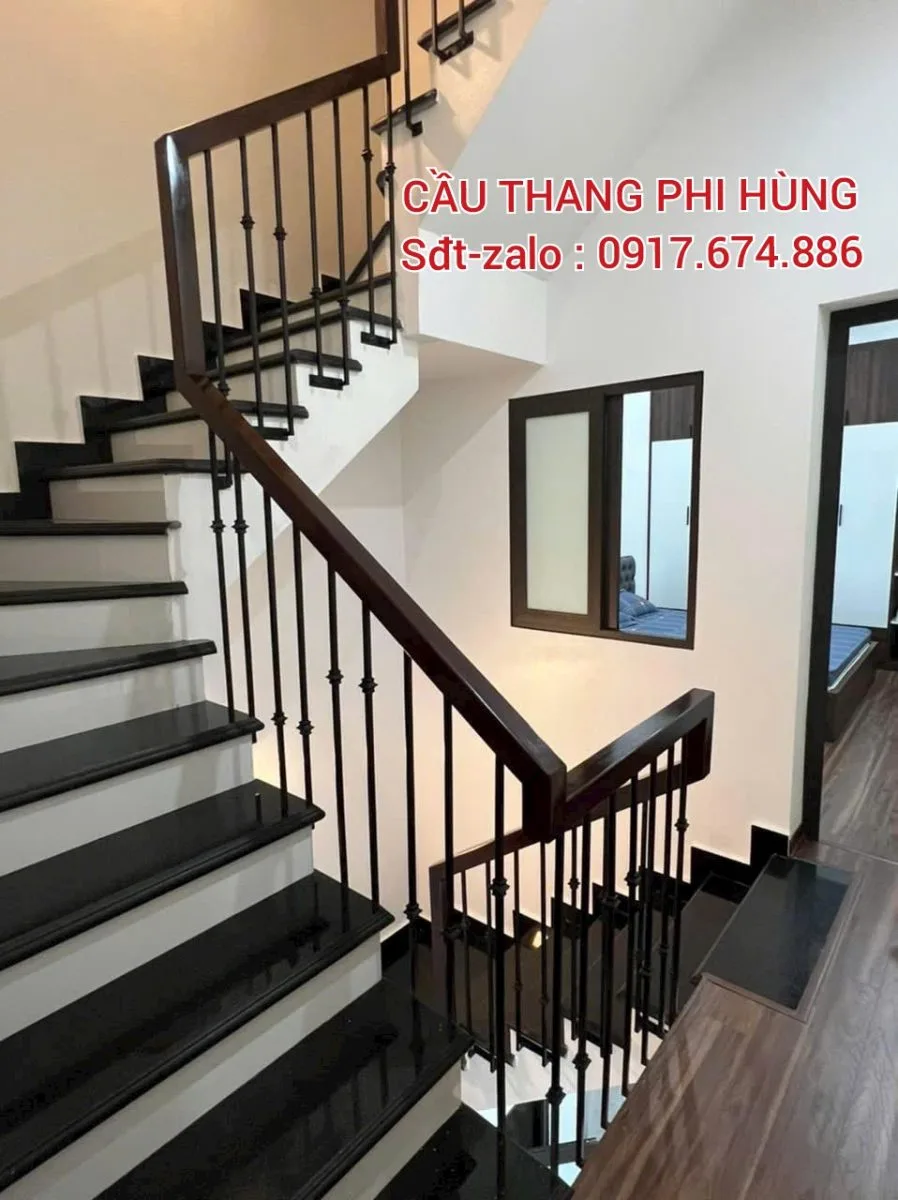 Cầu Thang Sắt Gỗ Đẹp Hà Nội . Tay Vịn Cầu Thang Lan Can Sắt
