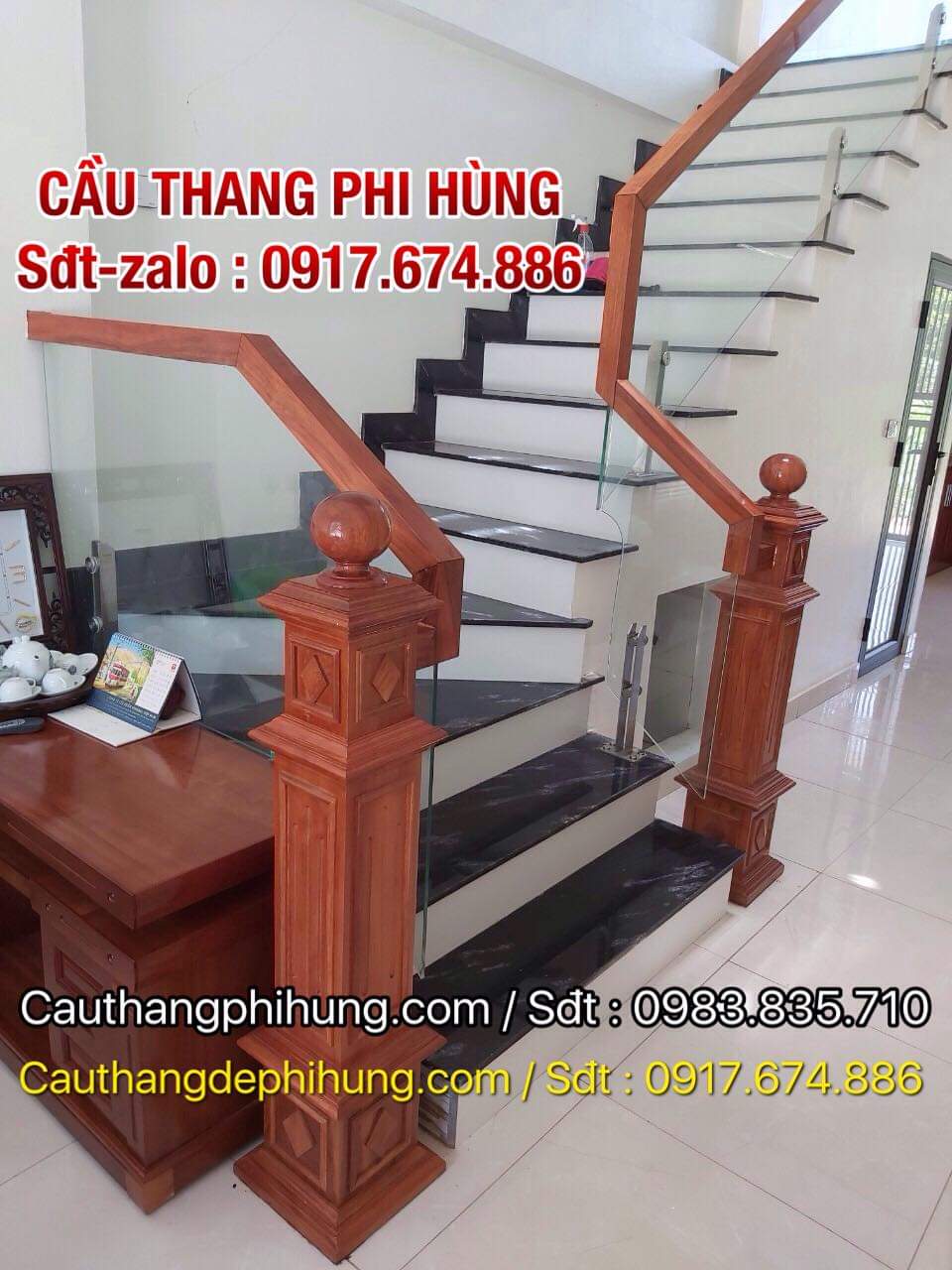 CẦU THANG KÍNH TAY VỊN GỖ ĐẸP TẠI THANH HÓA