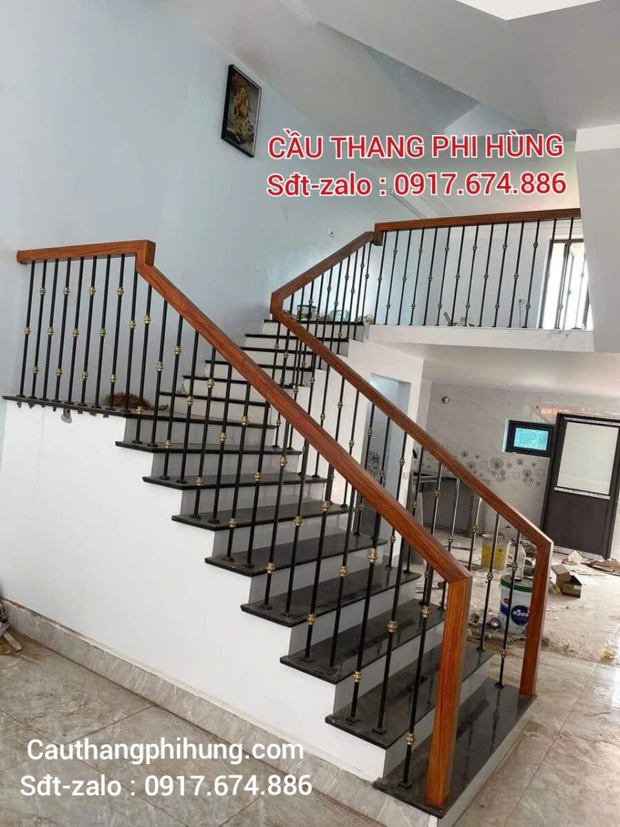 Cầu Thang Sắt Tay Gỗ Đẹp . Cầu Thang Sắt Sơn Tĩnh Điện