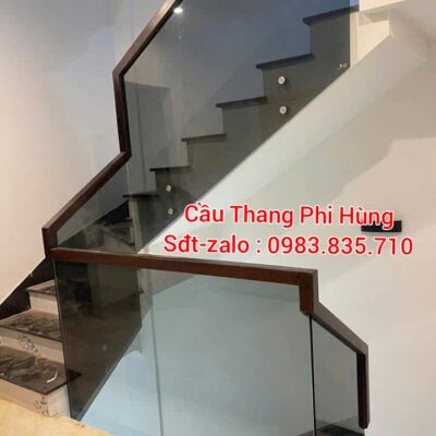 Tay Vịn Cầu Thang Kính Xám Khói . Cầu Thang Kính Gỗ Đẹp Tại Hà Nội